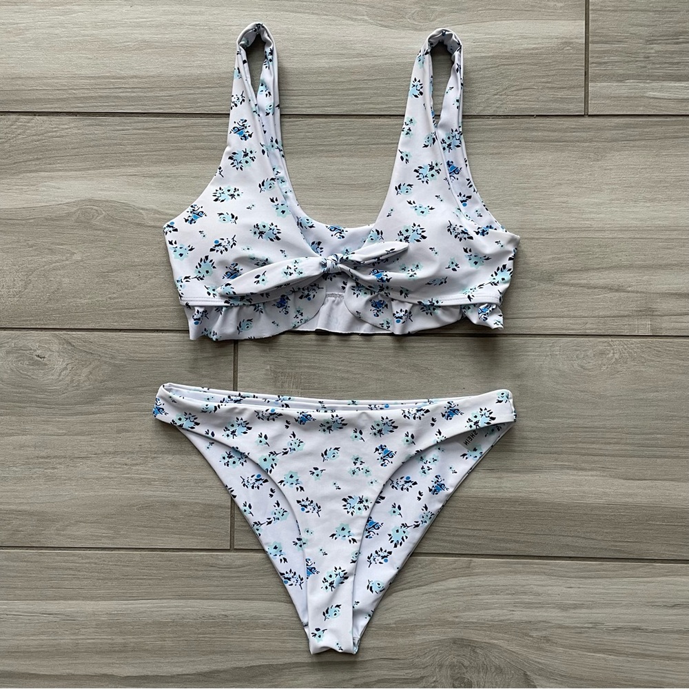 SHEIN Floral Ruffle Bikini Set - Size Medium